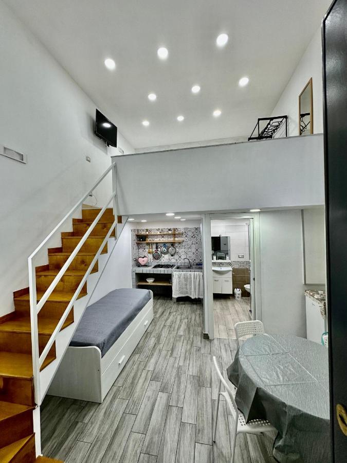 La Casa Di Elisa Apartment Napoli Exterior foto